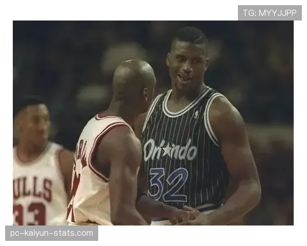 哈基姆·奥拉朱旺低位单打命中率超乔丹展现内线统治力